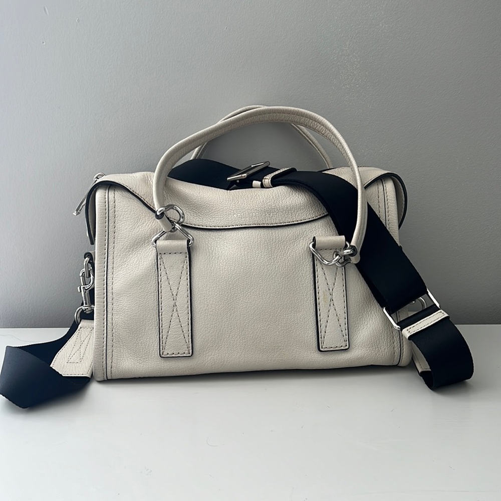 Marc Jacobs Vintage White Bag w Utility Strap